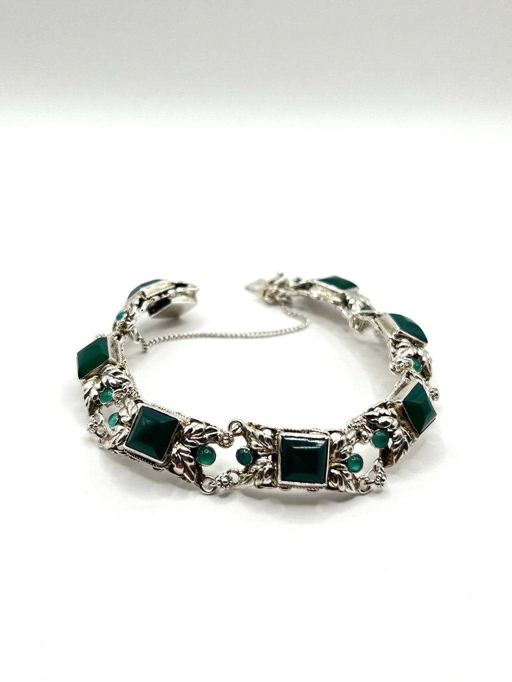 Vintage Hopea Rannekoru Kivillä 9mm, 18.5cm