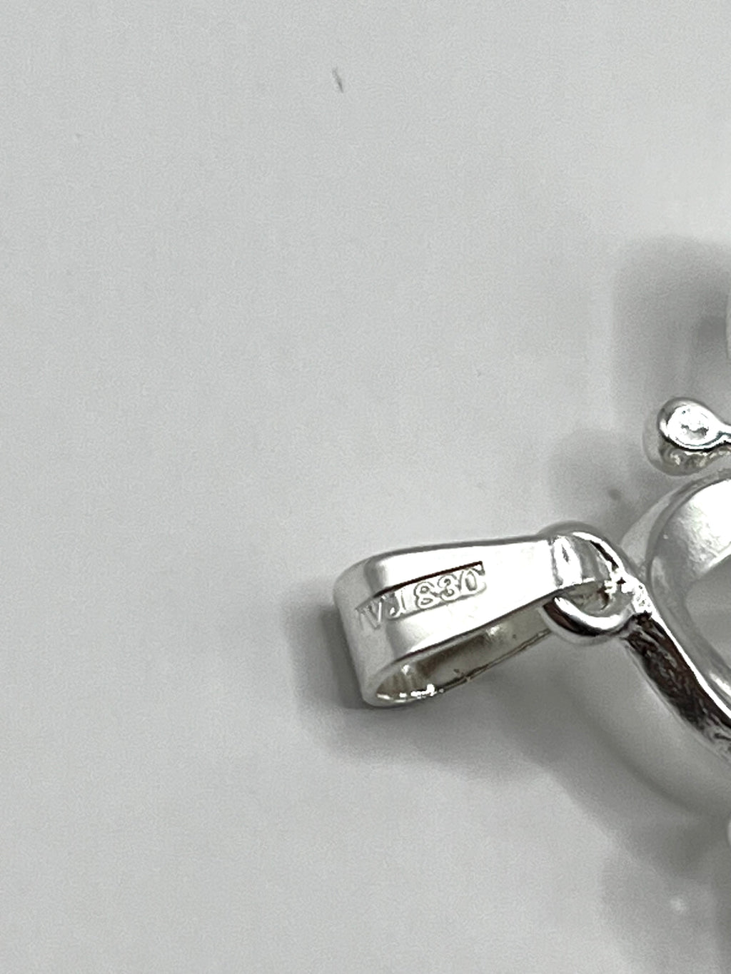 Vintage 830 Hopea Riipus 40mm x 35mm