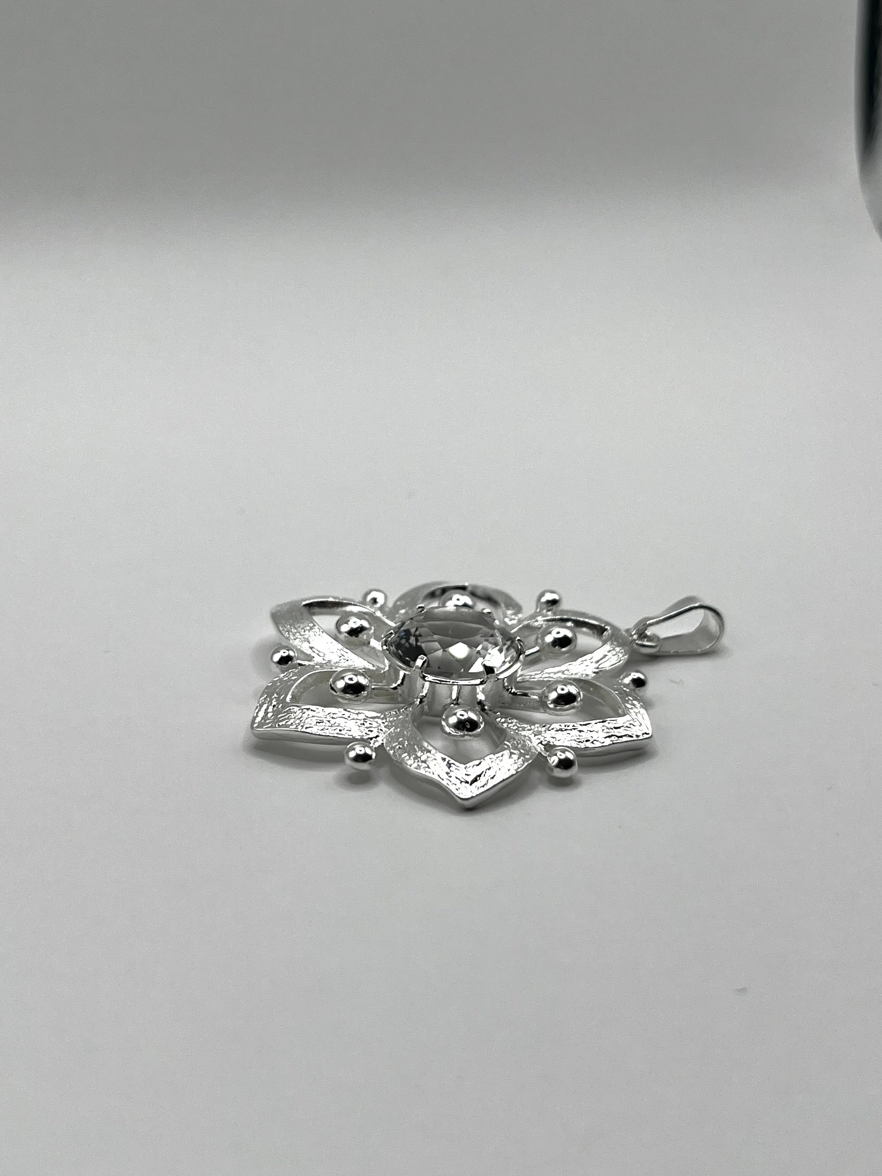 Vintage 830 Hopea Riipus 40mm x 35mm