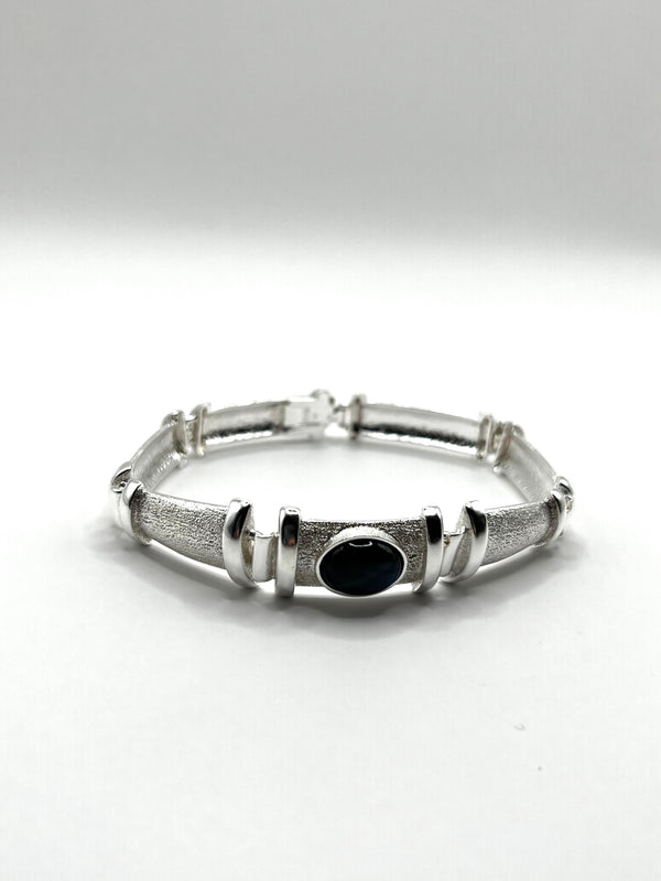 Vintage 830 Hopea Rannekoru Mustalla Kivellä 7mm, 18.5cm